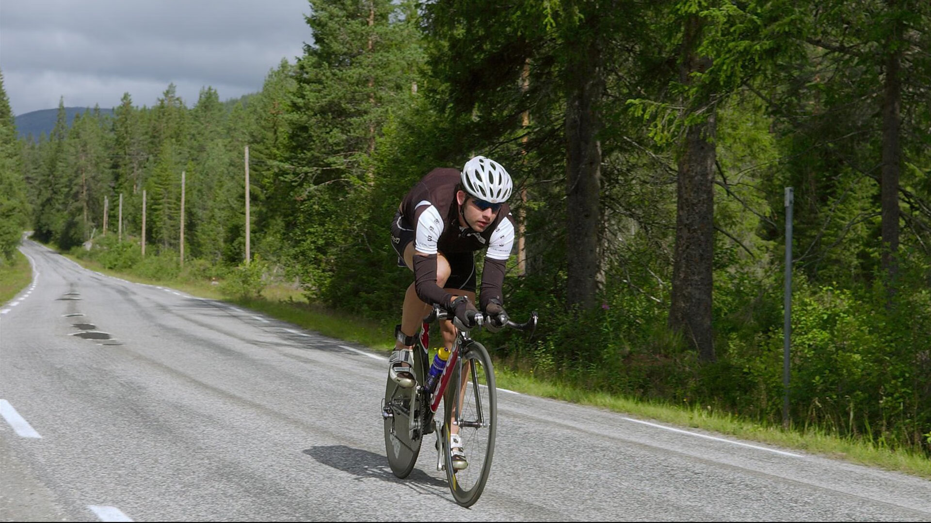 铁壁与智慧，巴斯托尼闪耀全场，爱尔兰战术体系完美压制乌克兰