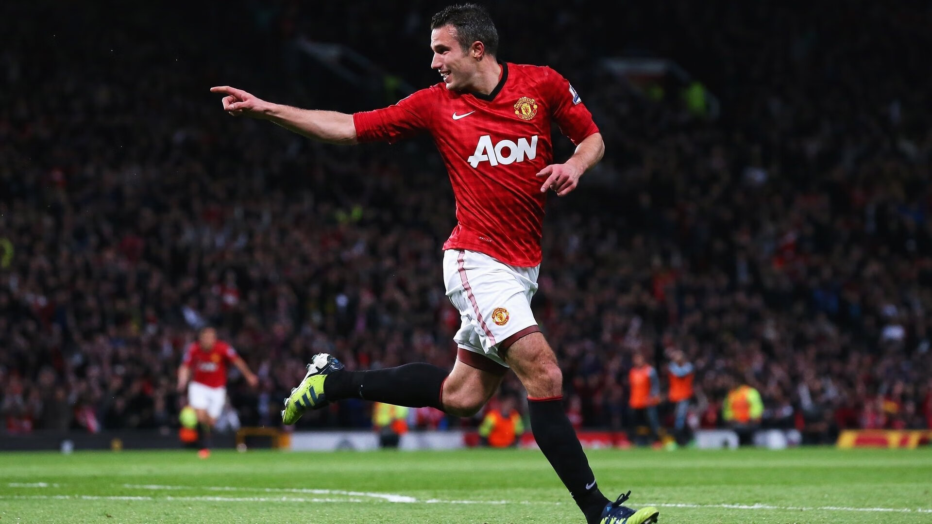 东方闪电点燃都灵之夜,孙兴慜梅开二度助西班牙完胜尤文